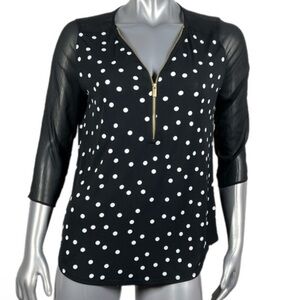 Ellen Tracy Black Sheer Quarter Sleeve Top Gold Zipper Neckline Detail